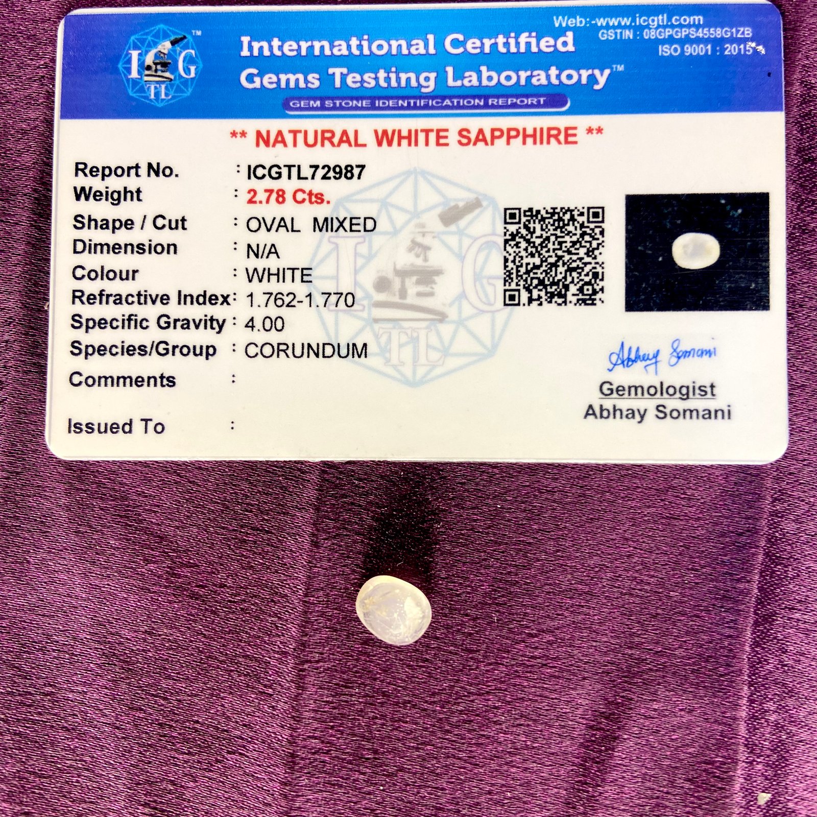 White supphire (व्हाइट पुखराज) 2.78 Cts
