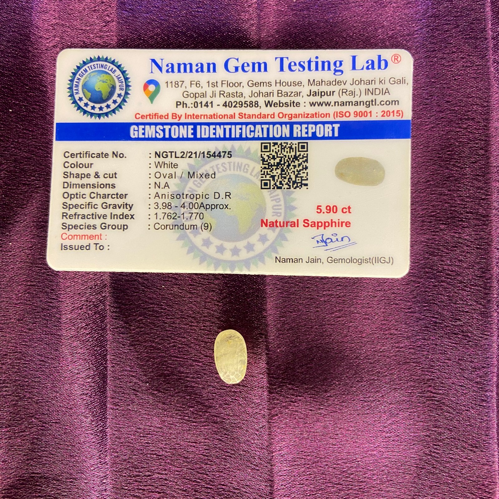 White supphire (व्हाइट पुखराज) 5.90 ct