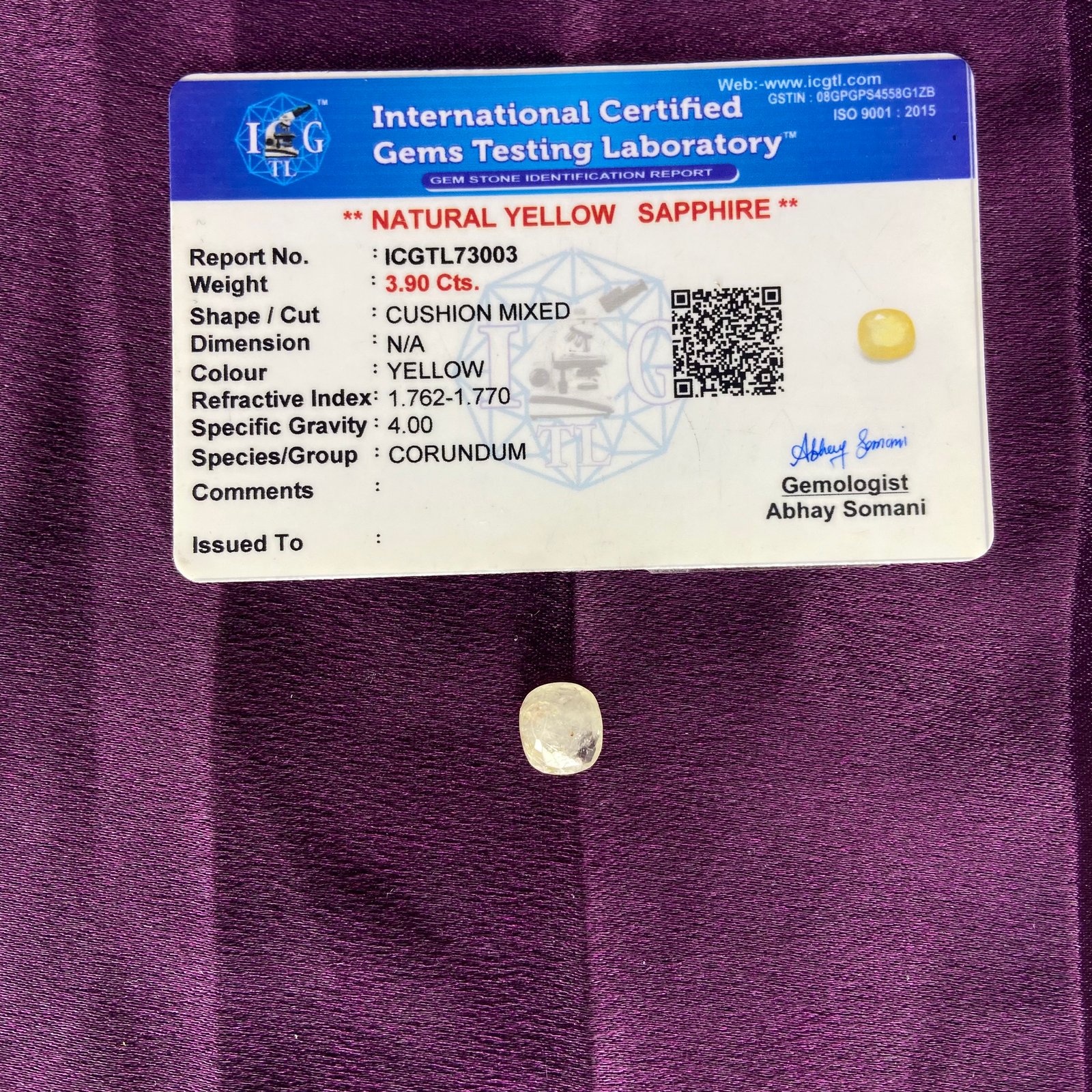 Yellow supphire (येलो पुखराज) 3.90 cts