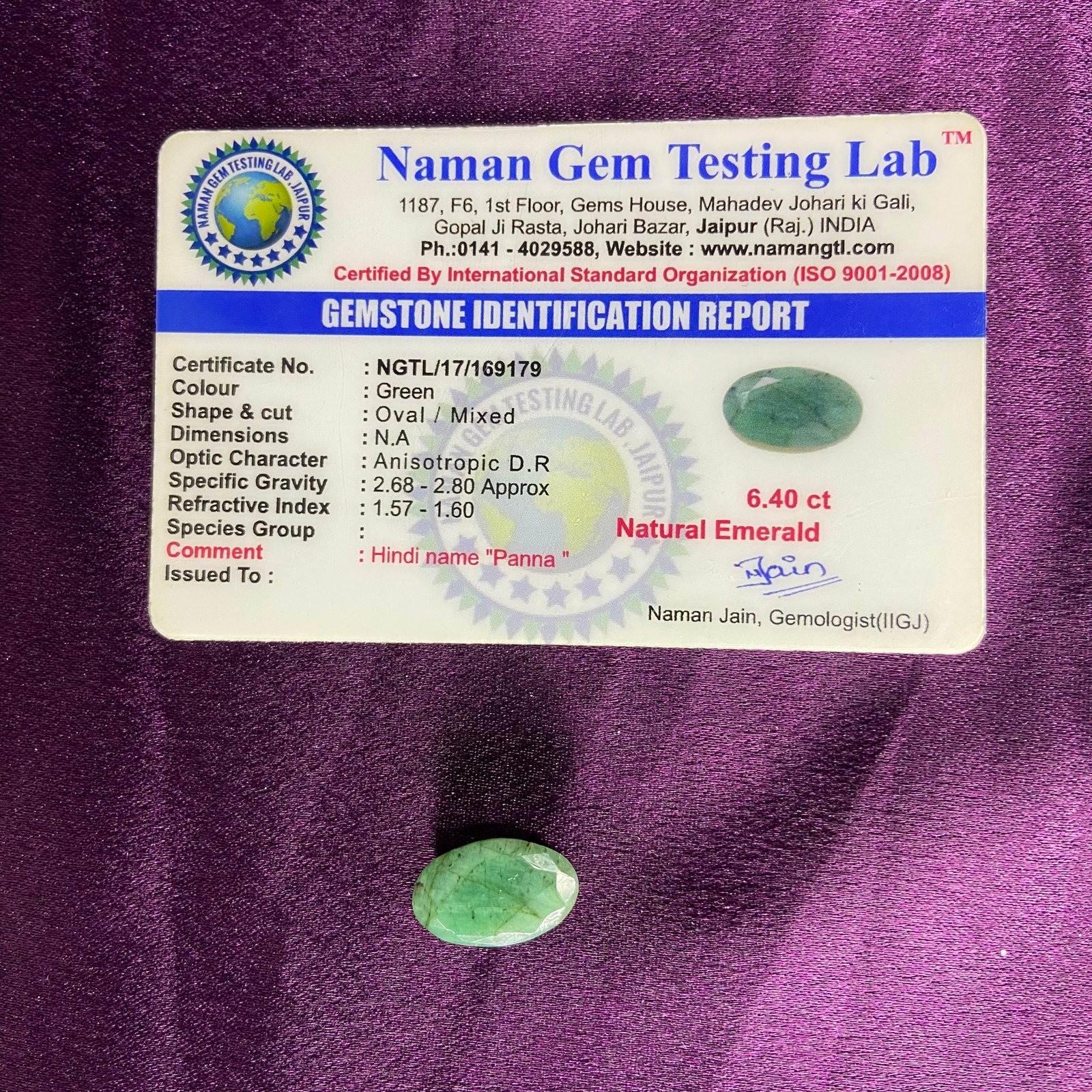 Emrald (पन्ना)  6.40 Ct