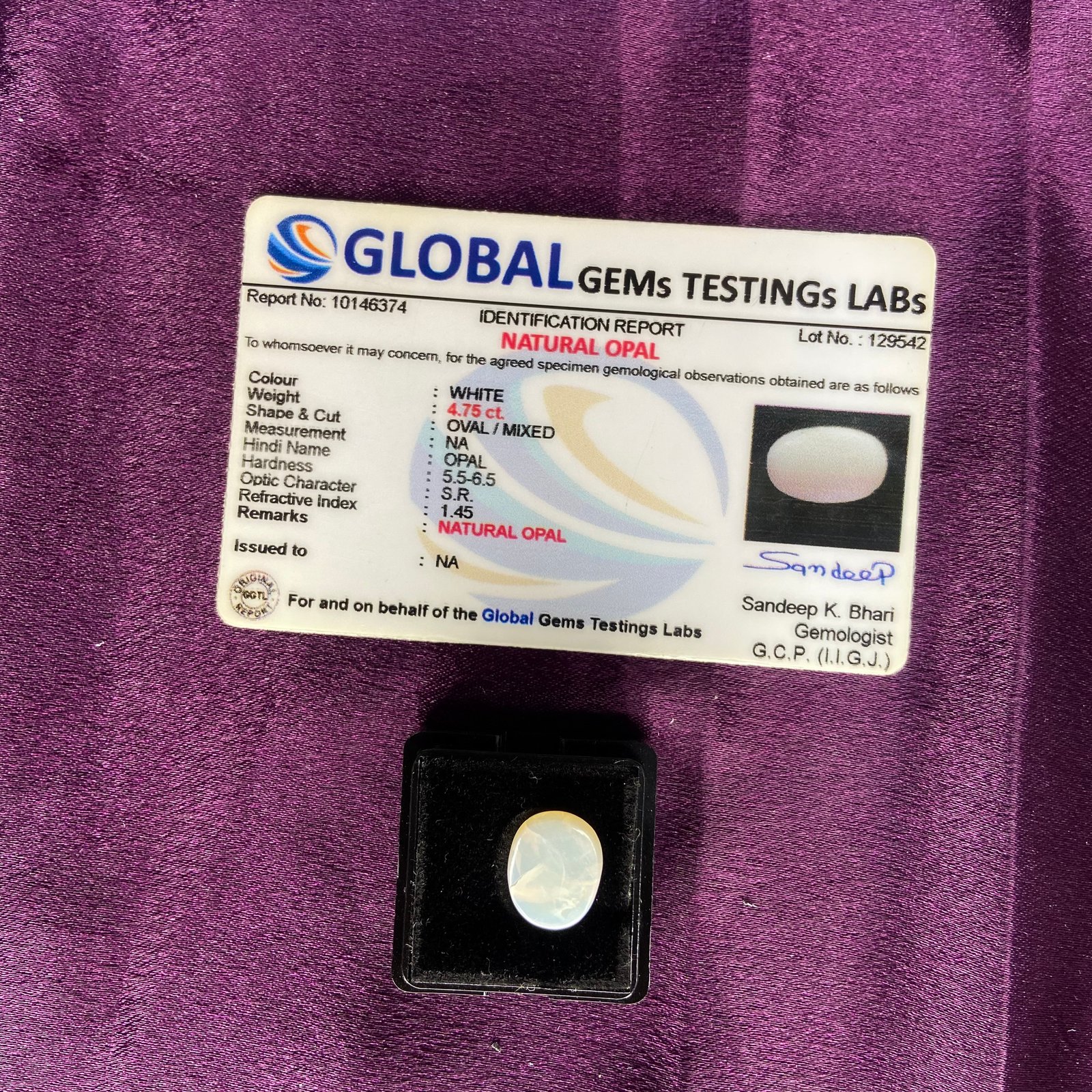 Opal (ओपल) 4.75 Ct